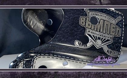 Аэрография на хоккейный вратарский шлем Bauer 950x. Счастливчик.