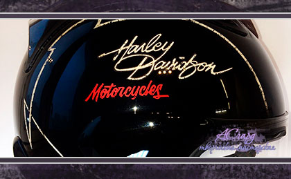 Аэрография на шлеме Arai SZ RAM4 Black. Harley - Davidson. 